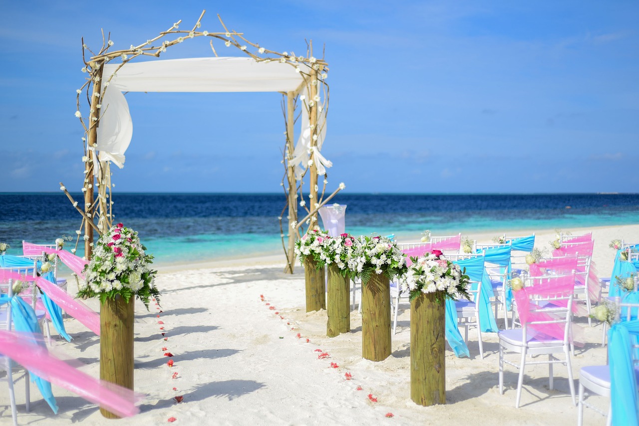 Beach Wedding Decoration of Our Oahu Wedding Rentals.