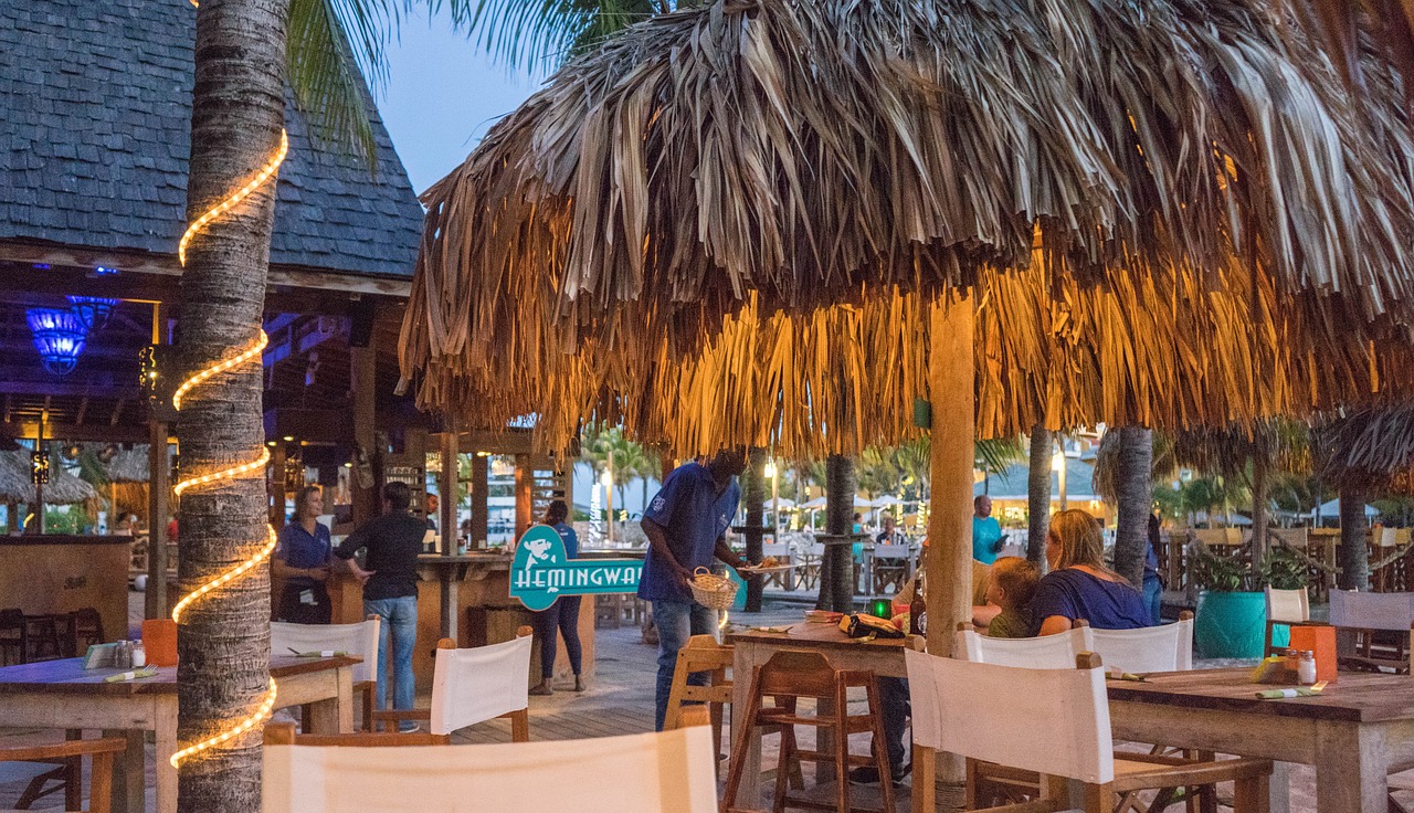 Oahu Restaurants with outdoor seating
