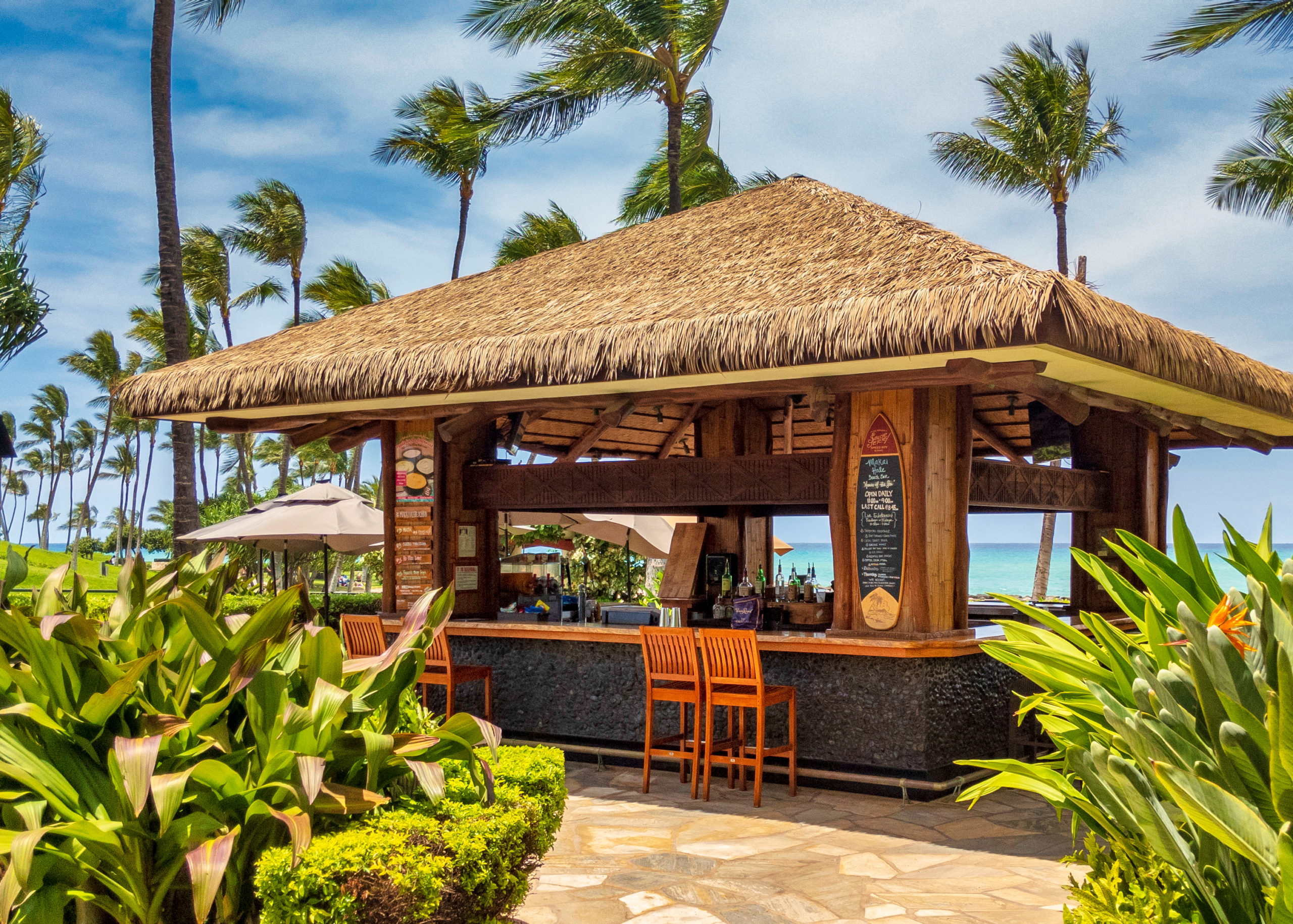 Picture of the Bar from Walkaway in our Ko Olina Beach Villas.