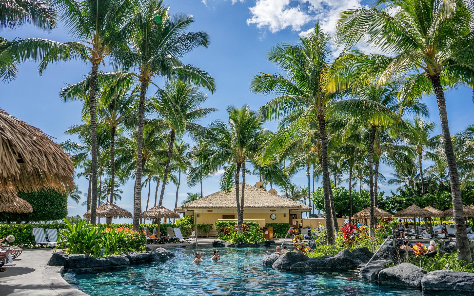 Top 5 Family-Friendly Activities at Hilton Hawaiian Village, Oahu - Bucket  List Publications