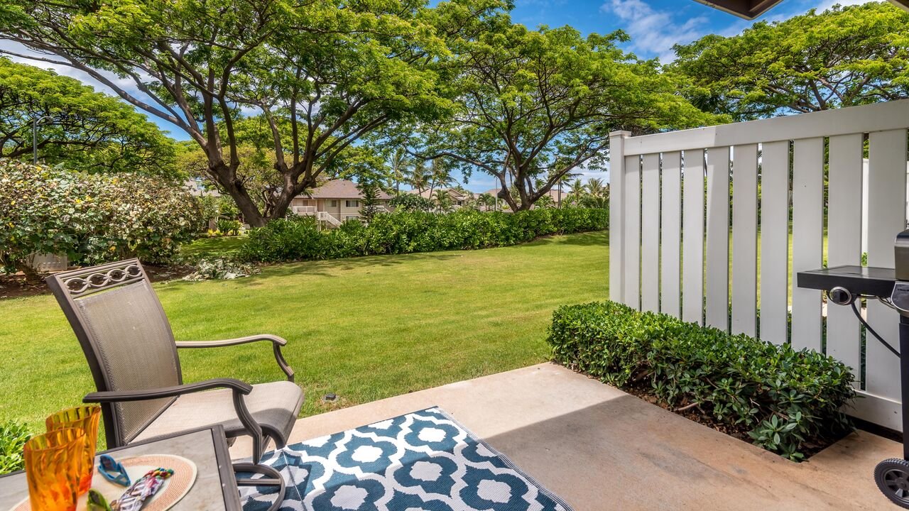 The back patio of one of our Staycation Oahu rentals